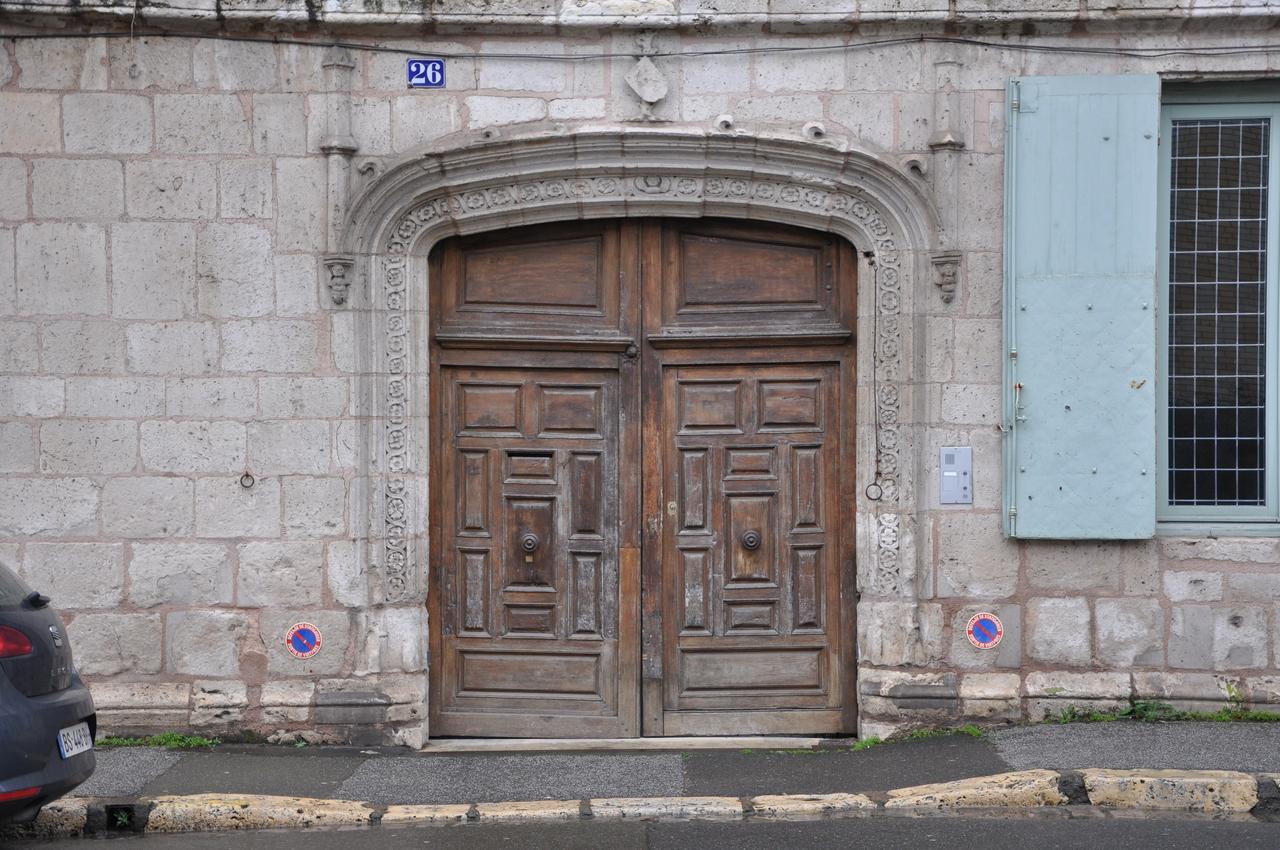 Particulier De Champrond Apart-hotel Chartres